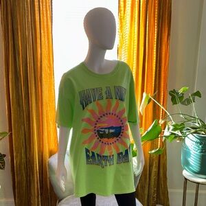 Urban Outfitters Lime Green 'Have A Nice Earth Day' Graphic Tee - Kids